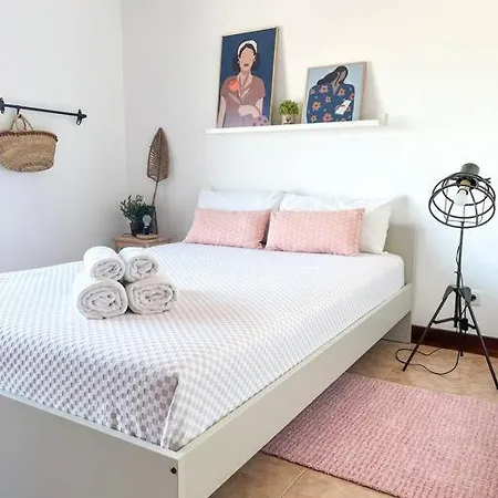 Esplanada-zona Central-perto Praias-estacionamento Gratuito * Setúbal