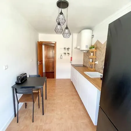 Apartamento Esplanada-zona Central-perto Praias-estacionamento Gratuito