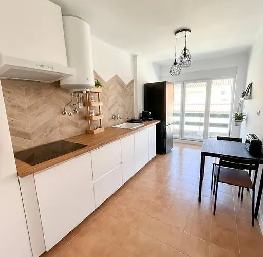 Esplanada-zona Central-perto Praias-estacionamento Gratuito Apartman *