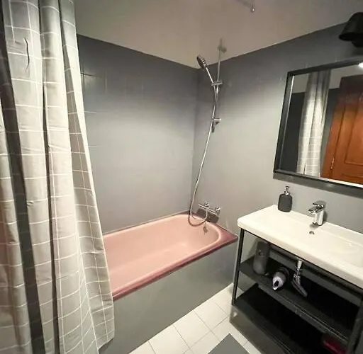 Esplanada-zona Central-perto Praias-estacionamento Gratuito *